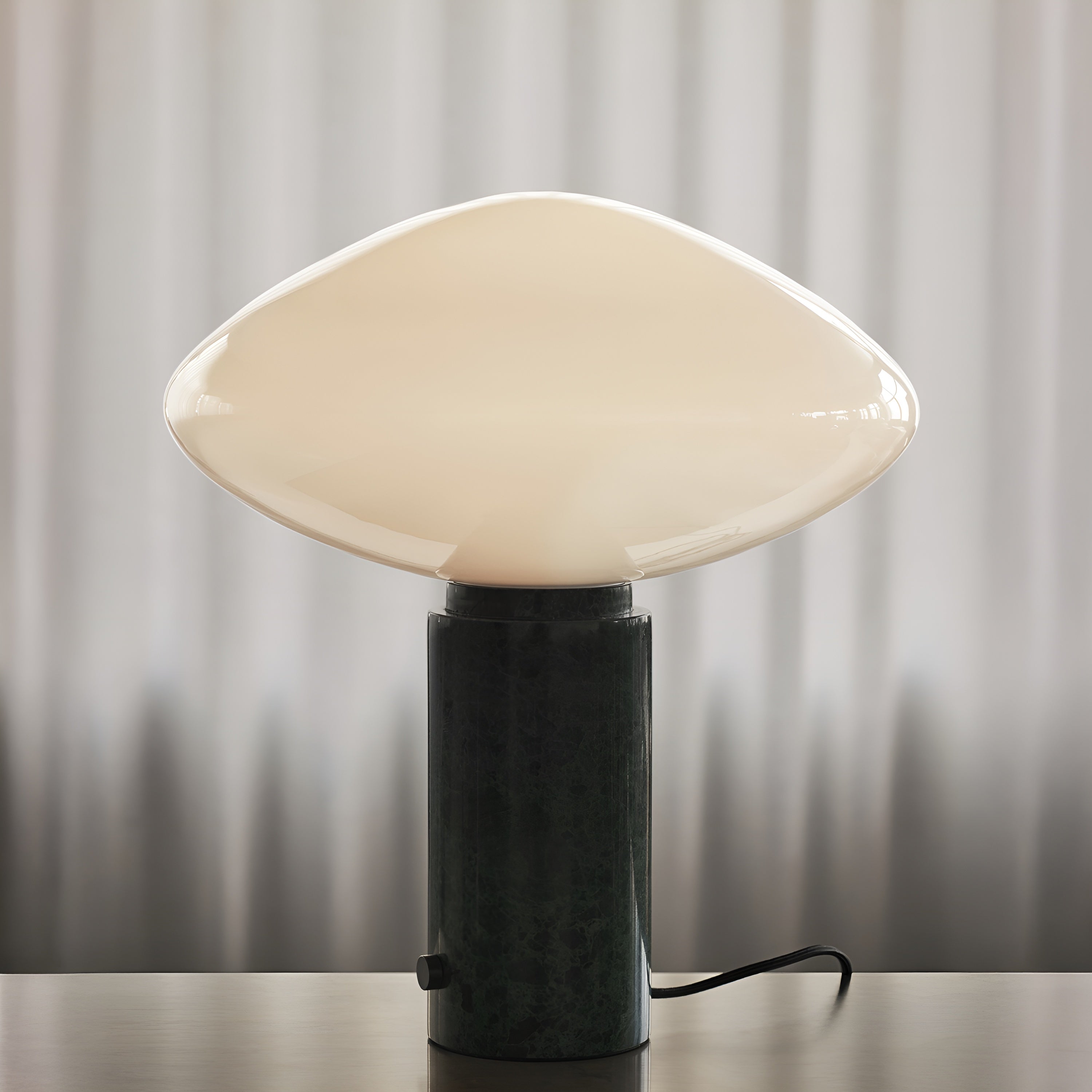 Mist AP17 Table Lamp