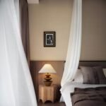 Original Wood Vintage Table Lamp - Image 2