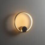 Holy_Brass_Wall_Lamp_Christinekroencke_0009