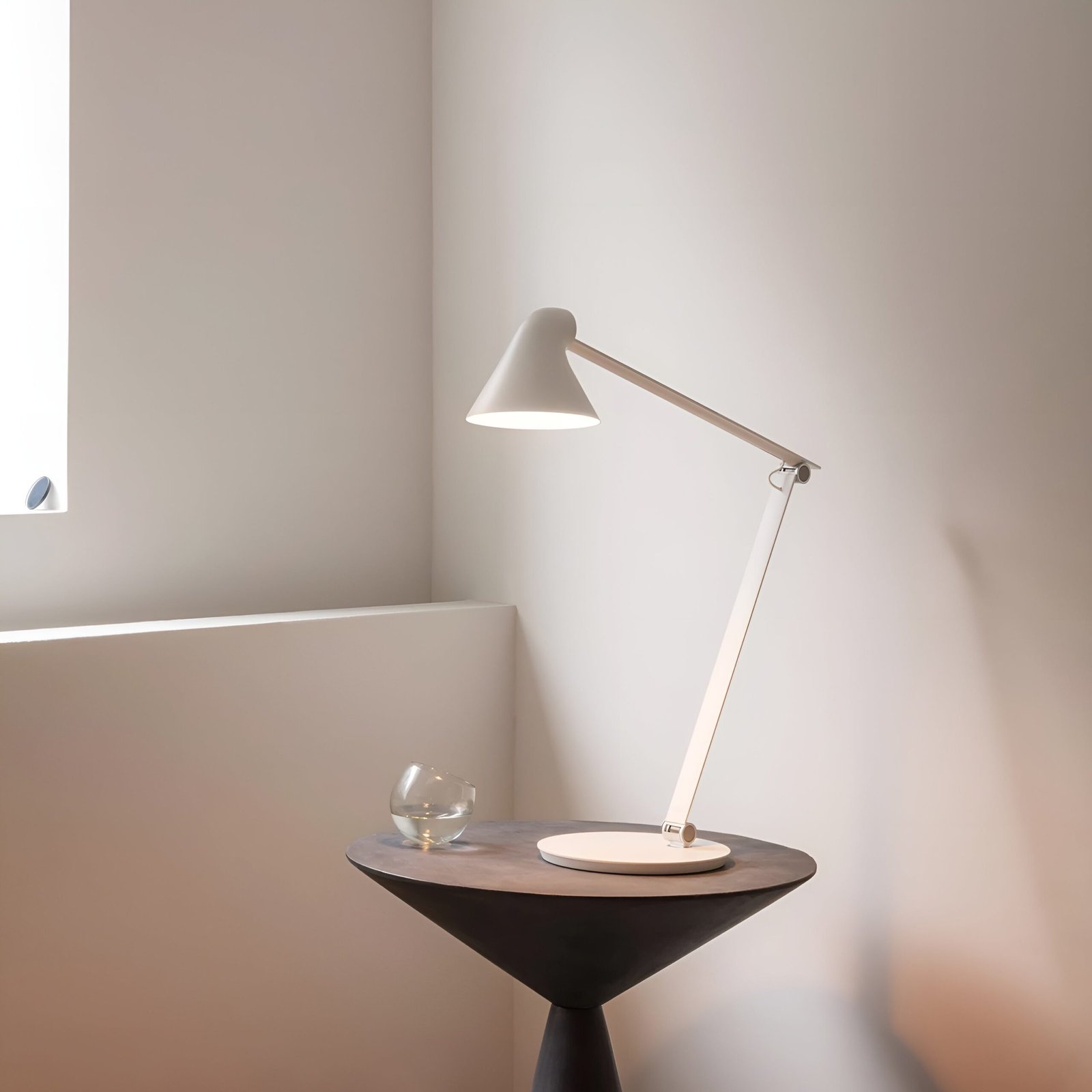 NJP Table Lamp - Image 4