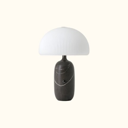 VIPP592 SCULPTURE TABLE LAMP